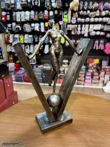 مجسمه پلی استری طرح یوگا کد 2 رنگ نقره ای