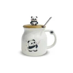 ماگ سرامیکی درب چوبی پاندا دسته برجسته پنجه