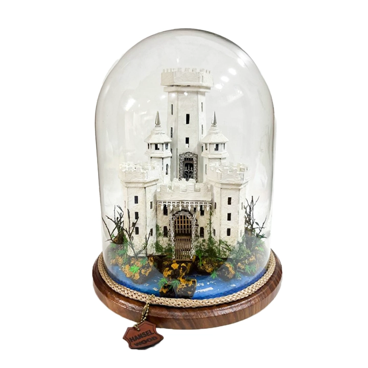 تراریوم بزرگ قلعه سفید